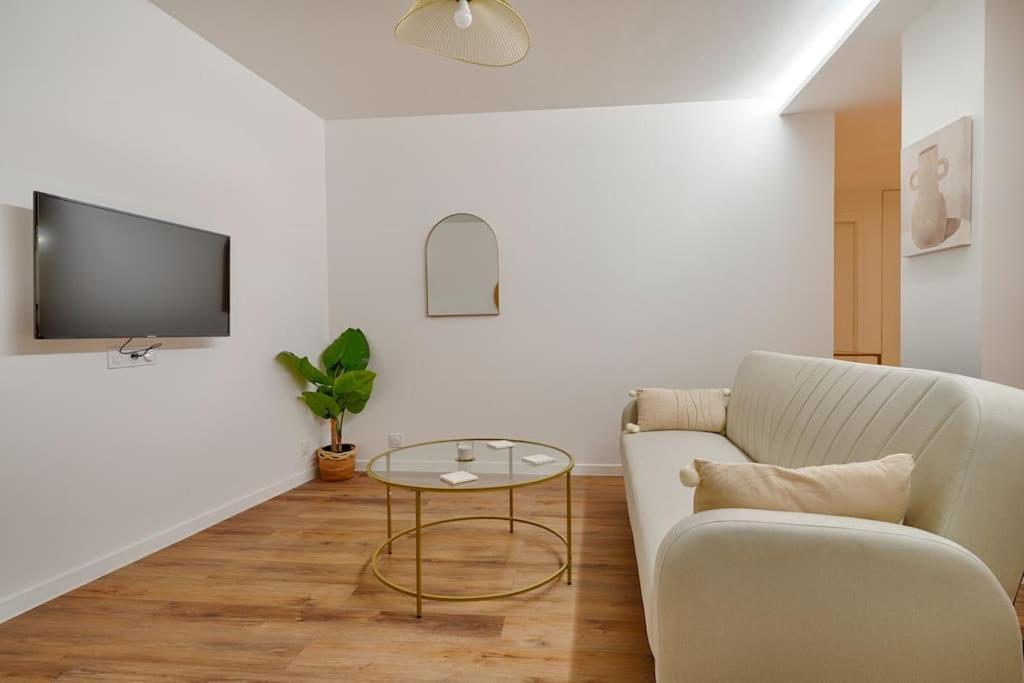 Welcome To Forest House Marly-le-Roi Eksteriør bilde
